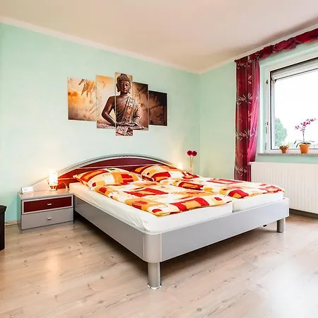 Ferienwohnung Köln Messenähe Zimmer foto